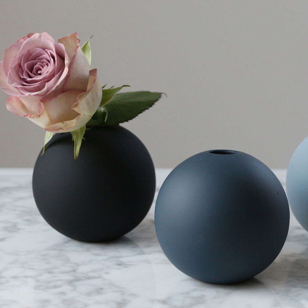Cooee Design Ball Vase 10cm Midnight Blue Miljö